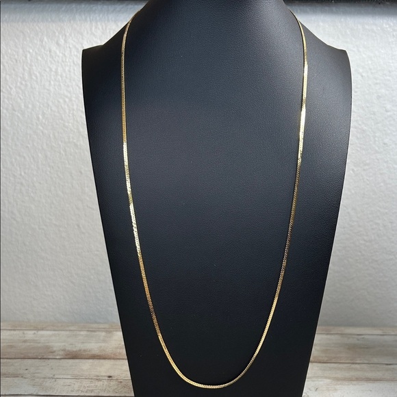 Monet Jewelry - Gorgeous Monet Gold Chain Necklace
